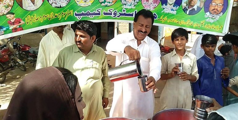 HRUF Ali Wahen Sets Up Heatstroke Relief Camp for Travelers